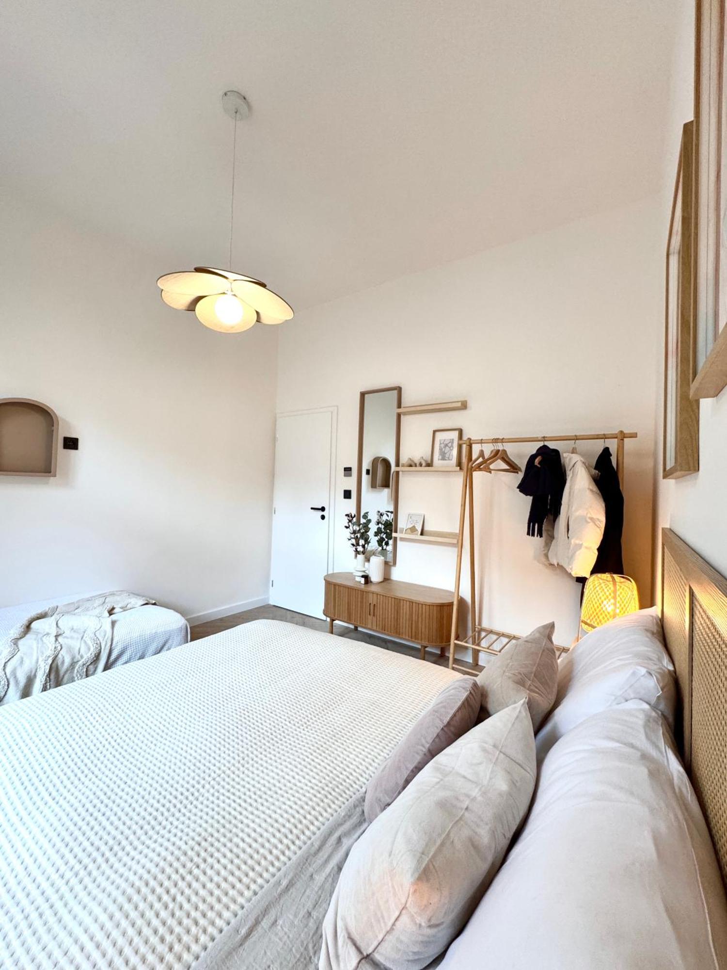 Golden Wabi-sabi Apartment, *